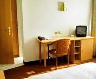 דארמשטאדט Hotel Hornung מראה חיצוני תמונה